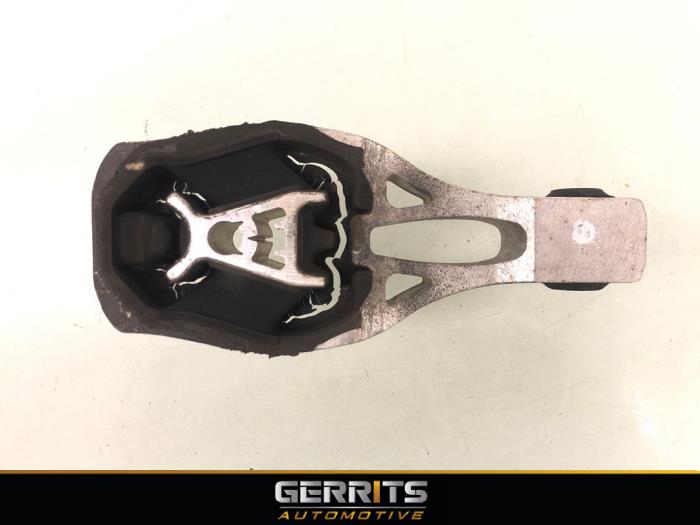 Gebruikte Motorrubber DS Automobiles DS 7 Crossback 1.6 16V PureTech 180 Prijs € 29,99 Margeregeling aangeboden door Gerrits Automotive BV