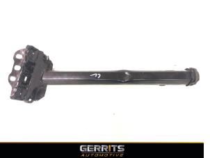 Gebruikte Subframe DS Automobiles DS 7 Crossback 1.6 16V PureTech 180 Prijs € 49,99 Margeregeling aangeboden door Gerrits Automotive BV