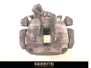 Gebruikte Remklauw (Tang) rechts-voor DS Automobiles DS 7 Crossback 1.6 16V PureTech 180 Prijs € 74,99 Margeregeling aangeboden door Gerrits Automotive BV