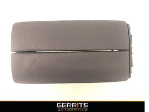 Gebruikte Armleuning DS Automobiles DS 7 Crossback 1.6 16V PureTech 180 Prijs € 99,99 Margeregeling aangeboden door Gerrits Automotive BV