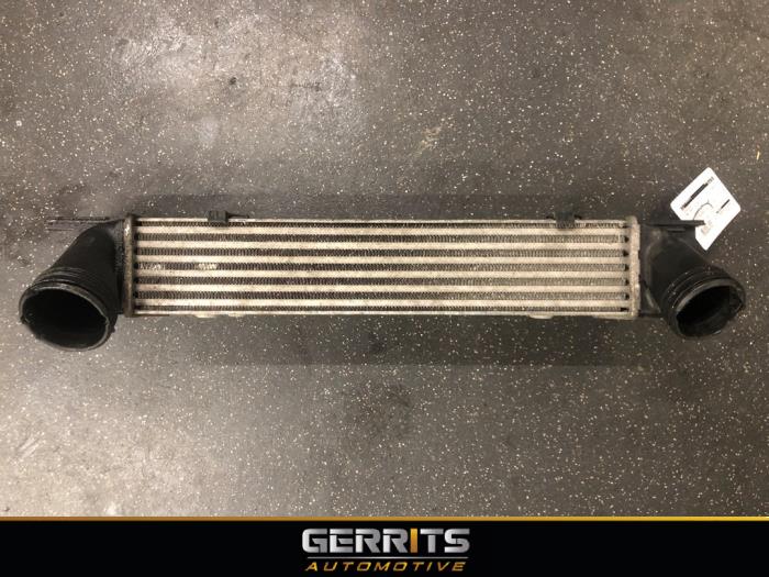 Gebruikte Intercooler BMW 1 serie (E81) 120d 16V Prijs € 74,99 Margeregeling aangeboden door Gerrits Automotive BV