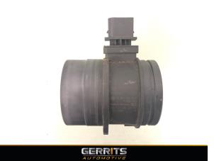 Gebruikte Luchtmassameter BMW 1 serie (E81) 120d 16V Prijs € 29,99 Margeregeling aangeboden door Gerrits Automotive BV