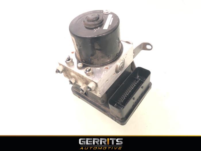 Gebruikte ABS Pomp BMW 1 serie (E81) 120d 16V Prijs € 99,99 Margeregeling aangeboden door Gerrits Automotive BV