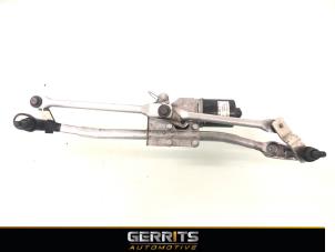 Gebruikte Ruitenwismotor + Mechaniek BMW 1 serie (E81) 120d 16V Prijs € 34,99 Margeregeling aangeboden door Gerrits Automotive BV