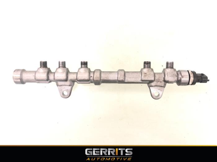 Gebruikte Injector brug Fiat Doblo Cargo (263) 1.3 D Multijet Prijs € 60,49 Inclusief btw aangeboden door Gerrits Automotive BV