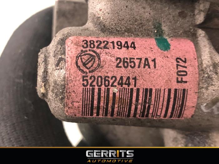 Stuurbekrachtiging Pomp van een Fiat Doblo Cargo (263) 1.3 D Multijet 2016