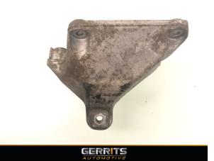 Gebruikte Motorsteun BMW 4 serie (F33) 428i 2.0 Turbo 16V Prijs € 49,99 Margeregeling aangeboden door Gerrits Automotive BV