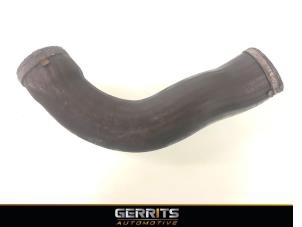 Gebruikte Intercooler Slang Volvo S60 II (FS) 2.4 D5 20V Prijs € 29,99 Margeregeling aangeboden door Gerrits Automotive BV