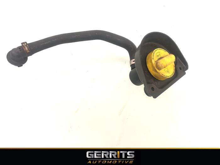 Gebruikte Oliedop Opel Vivaro 1.6 CDTi BiTurbo 145 Prijs € 36,29 Inclusief btw aangeboden door Gerrits Automotive BV