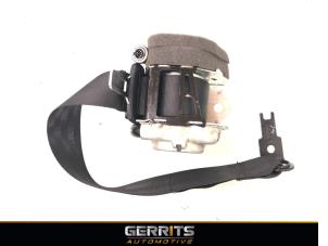 Gebruikte Veiligheidsgordel links-achter Peugeot 3008 II (M4/MC/MJ/MR) 1.2 12V e-THP PureTech 130 Prijs € 241,99 Inclusief btw aangeboden door Gerrits Automotive BV