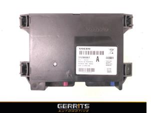 Gebruikte Telefoon Module Volvo XC60 I (DZ) 2.4 D3 20V AWD Prijs € 174,99 Margeregeling aangeboden door Gerrits Automotive BV