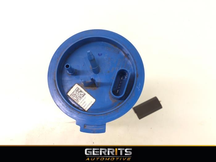 Gebruikte Tank element Pomp Skoda Fabia III Combi (NJ5) 1.2 TSI 16V Greentech Prijs € 74,99 Margeregeling aangeboden door Gerrits Automotive BV