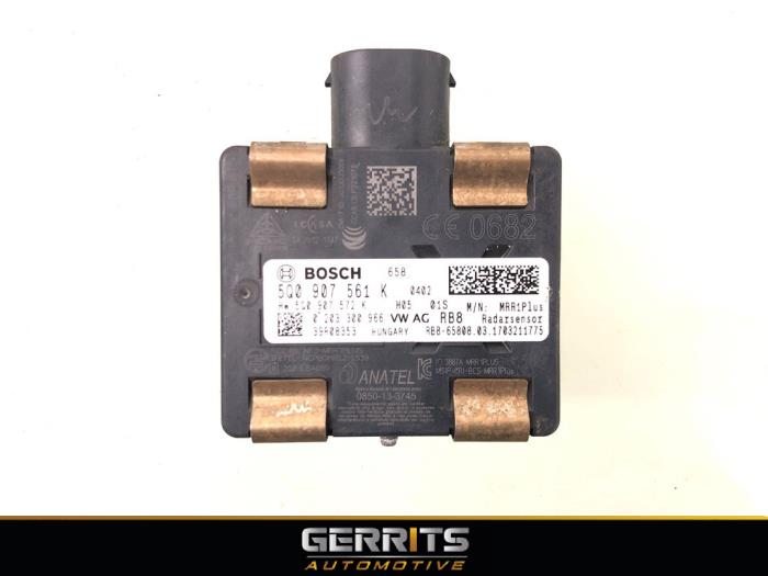 Gebruikte Radar sensor Skoda Fabia III Combi (NJ5) 1.2 TSI 16V Greentech Prijs € 399,99 Margeregeling aangeboden door Gerrits Automotive BV