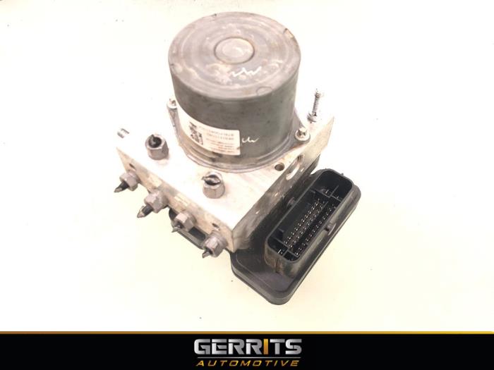 Gebruikte ABS Pomp Opel Combo Cargo 1.6 CDTI 100 Prijs € 240,79 Inclusief btw aangeboden door Gerrits Automotive BV