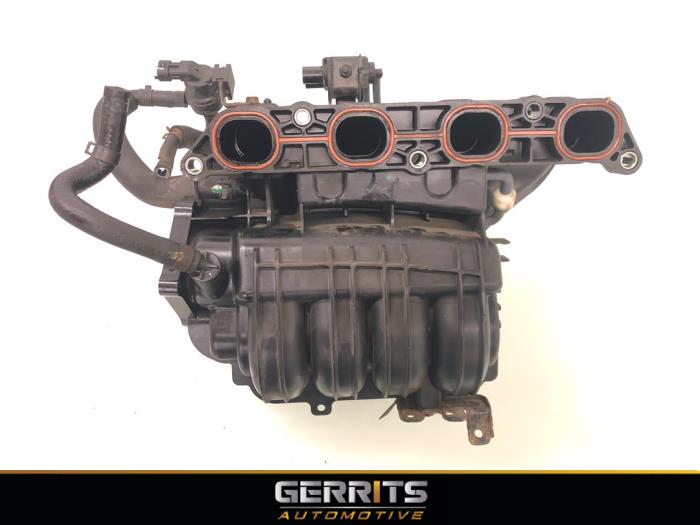 Gebruikte Spruitstuk Inlaat Kia Carens IV (RP) 1.6 GDI 16V Prijs € 149,99 Margeregeling aangeboden door Gerrits Automotive BV