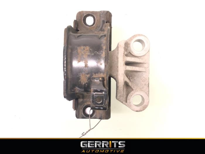 Gebruikte Motorsteun Opel Corsa E 1.4 16V Prijs € 24,99 Margeregeling aangeboden door Gerrits Automotive BV