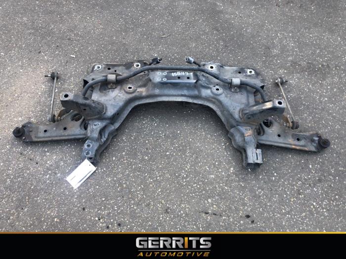 Gebruikte Subframe Opel Corsa E 1.4 16V Prijs € 124,99 Margeregeling aangeboden door Gerrits Automotive BV