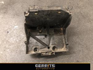 Gebruikte Accubak Renault Kangoo Express (FW) 1.5 dCi 75 FAP Prijs € 30,24 Inclusief btw aangeboden door Gerrits Automotive BV