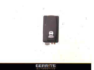 Gebruikte PDC Schakelaar Renault Kangoo Express (FW) 1.5 dCi 75 FAP Prijs € 24,19 Inclusief btw aangeboden door Gerrits Automotive BV