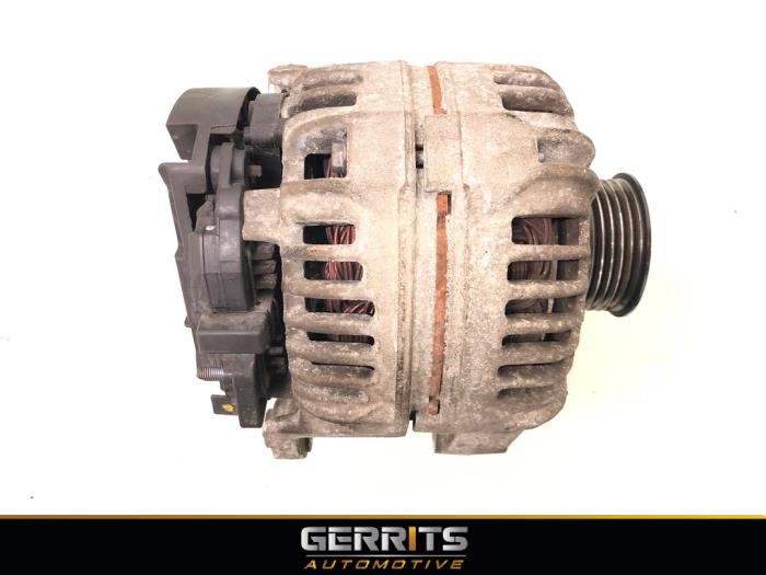 Gebruikte Dynamo Opel Astra H GTC (L08) 1.4 16V Twinport Prijs € 49,99 Margeregeling aangeboden door Gerrits Automotive BV