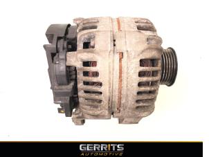 Gebruikte Alternator Opel Astra H GTC (L08) 1.4 16V Twinport Prijs € 49,99 Margeregeling aangeboden door Gerrits Automotive BV