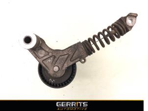 Gebruikte Spanrol Multiriem Opel Astra H GTC (L08) 1.4 16V Twinport Prijs € 29,99 Margeregeling aangeboden door Gerrits Automotive BV