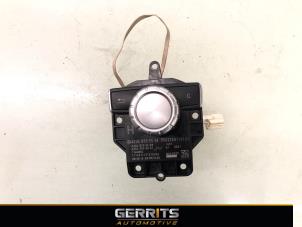 Gebruikte MMI schakelaar Mercedes C (W204) 1.8 C-180 CGI 16V Prijs € 99,99 Margeregeling aangeboden door Gerrits Automotive BV