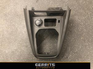 Gebruikte Middenconsoles Ford Transit Courier 1.5 TDCi 75 Prijs € 49,99 Margeregeling aangeboden door Gerrits Automotive BV