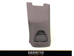 Gebruikte Opbergvak Ford Transit Courier 1.5 TDCi 75 Prijs € 49,99 Margeregeling aangeboden door Gerrits Automotive BV