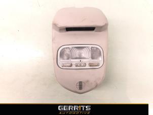 Gebruikte Binnenverlichting voor Peugeot 5008 I (0A/0E) 1.6 THP 16V Prijs € 29,99 Margeregeling aangeboden door Gerrits Automotive BV