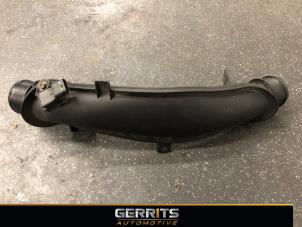 Gebruikte Intercooler Buis Peugeot 5008 I (0A/0E) 1.6 THP 16V Prijs € 34,99 Margeregeling aangeboden door Gerrits Automotive BV