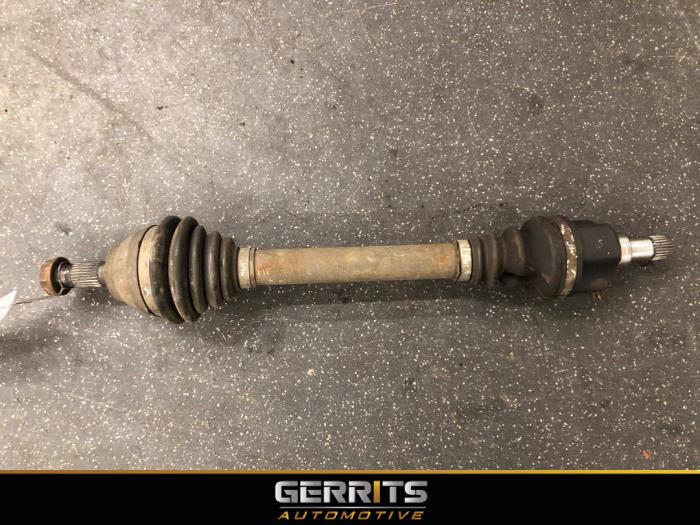 Gebruikte Steekas links-voor Peugeot 3008 I (0U/HU) 1.6 HDiF 16V Prijs € 49,99 Margeregeling aangeboden door Gerrits Automotive BV