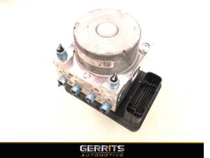 Gebruikte ABS Pomp BMW 3 serie Touring (F31) 318i 1.5 TwinPower Turbo 12V Prijs € 449,99 Margeregeling aangeboden door Gerrits Automotive BV