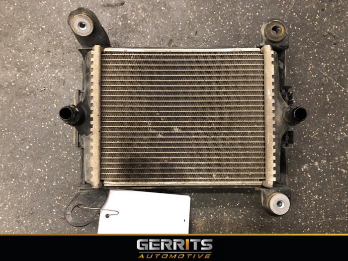 Gebruikte Radiateur BMW 3 serie Touring (F31) 318i 1.5 TwinPower Turbo 12V Prijs € 99,99 Margeregeling aangeboden door Gerrits Automotive BV