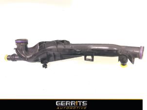 Gebruikte Waterpijp Opel Grandland (X) 1.2 Turbo 12V Prijs € 19,99 Margeregeling aangeboden door Gerrits Automotive BV