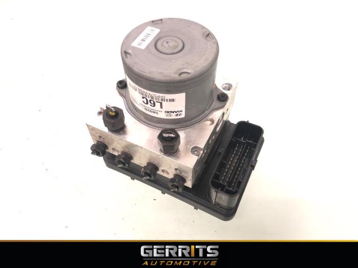 Gebruikte ABS Pomp Kia Stonic (YB) 1.0i T-GDi 12V Prijs € 199,99 Margeregeling aangeboden door Gerrits Automotive BV