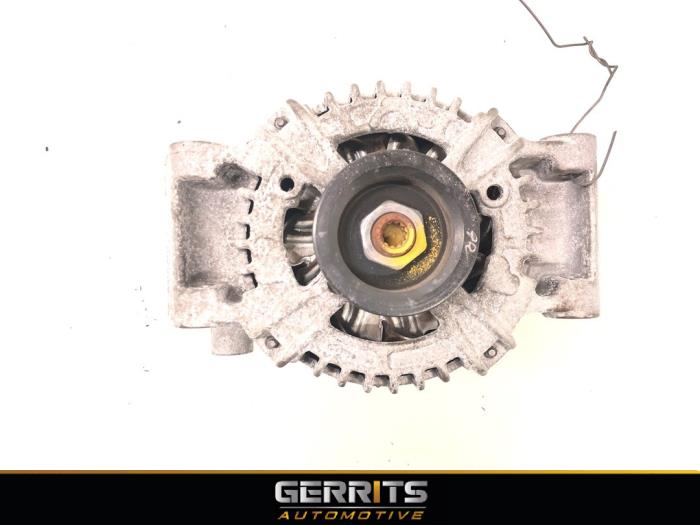 Dynamo van een Opel Astra K 1.0 Turbo 12V 2019