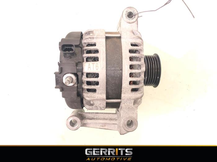 Dynamo van een Opel Astra K 1.0 Turbo 12V 2019