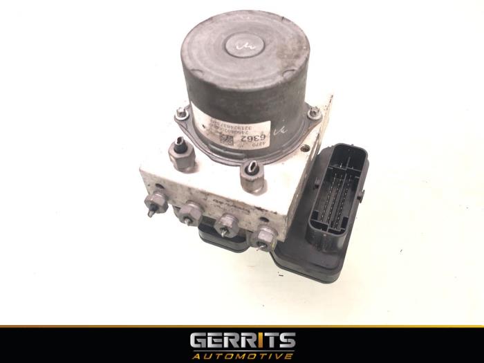 Gebruikte ABS Pomp Opel Astra K 1.0 Turbo 12V Prijs € 124,99 Margeregeling aangeboden door Gerrits Automotive BV