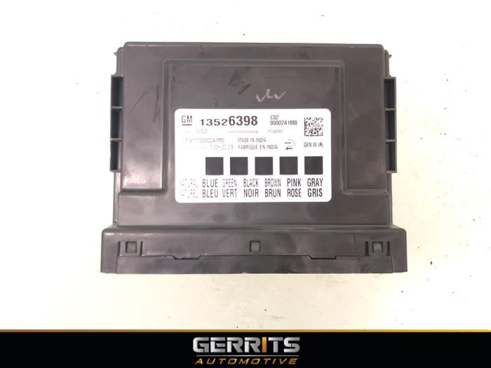 Gebruikte Bodycontrol Module Opel Astra K 1.0 Turbo 12V Prijs € 134,99 Margeregeling aangeboden door Gerrits Automotive BV