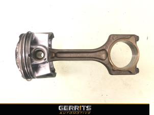 Gebruikte Zuiger BMW 1 serie (F20) 120i 1.6 16V Prijs € 99,99 Margeregeling aangeboden door Gerrits Automotive BV