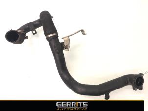 Gebruikte Intercooler Buis Fiat Doblo Cargo (263) 1.6 D Multijet Prijs € 90,74 Inclusief btw aangeboden door Gerrits Automotive BV