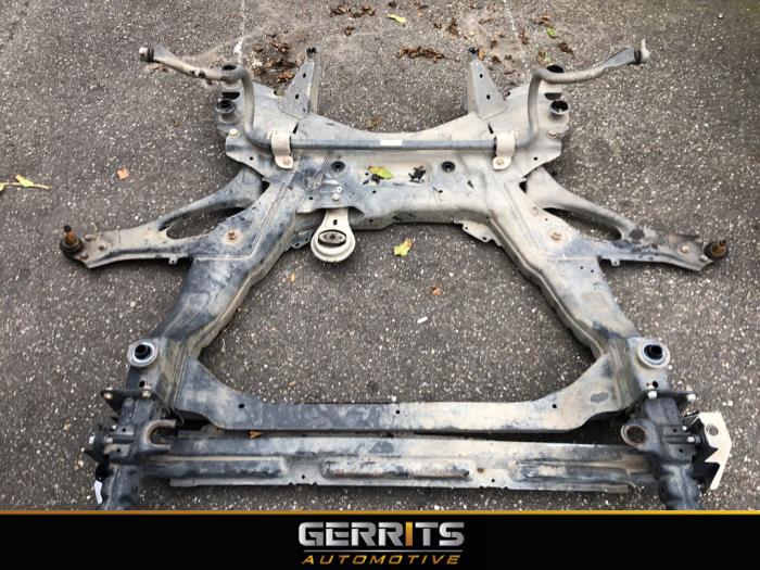 Gebruikte Subframe Mercedes Vito (447.6) 1.6 111 CDI 16V Prijs € 302,49 Inclusief btw aangeboden door Gerrits Automotive BV