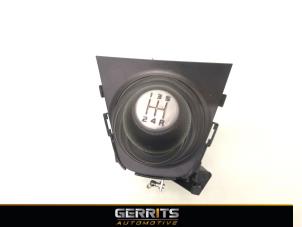 Gebruikte Versnellingspook Opel Agila (B) 1.0 12V Prijs € 39,99 Margeregeling aangeboden door Gerrits Automotive BV