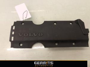 Gebruikte Afdekplaat motor Volvo V70 (SW) 2.4 20V 140 Prijs € 24,99 Margeregeling aangeboden door Gerrits Automotive BV