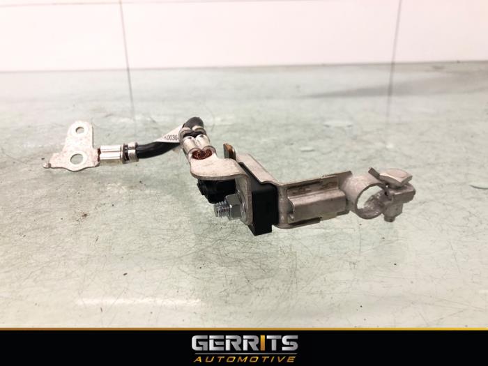 Accu sensor van een Toyota Yaris IV (P21/PA1/PH1) 1.5 12V Hybrid 115 2023