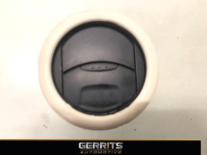 Gebruikte Luchtrooster Dashboard Ford Ka II 1.2 Prijs € 19,99 Margeregeling aangeboden door Gerrits Automotive BV