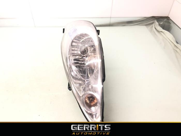 Koplamp links van een Ford Ka II 1.2 2015