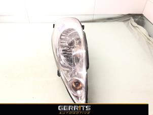 Gebruikte Koplamp links Ford Ka II 1.2 Prijs € 124,99 Margeregeling aangeboden door Gerrits Automotive BV