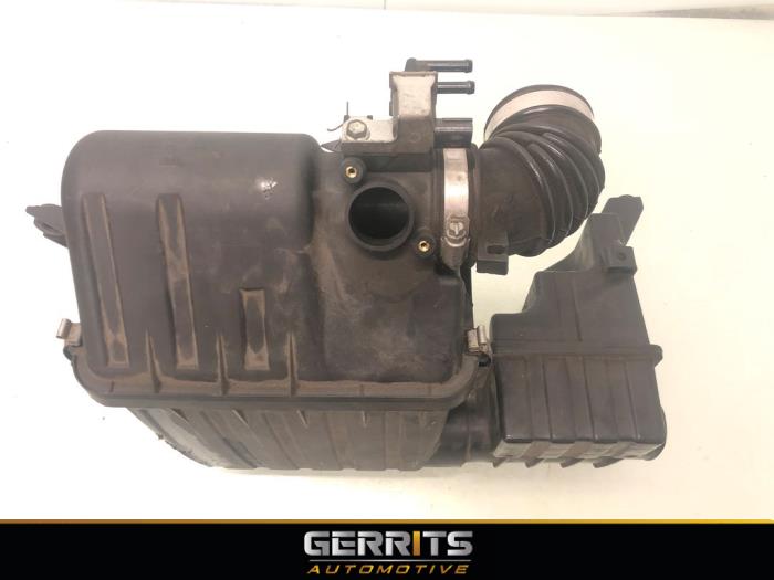 Gebruikte Luchtfilterhuis Suzuki Swift (ZA/ZC/ZD1/2/3/9) 1.3 VVT 16V Prijs € 29,99 Margeregeling aangeboden door Gerrits Automotive BV